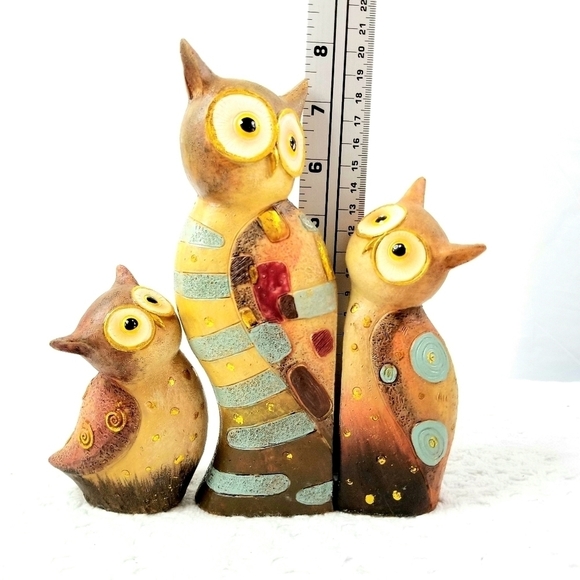 Beautiful Shelf Desk Colorful Resin Mother Owl and Two Baby Owlets Figurine - Picture 5 of 8
